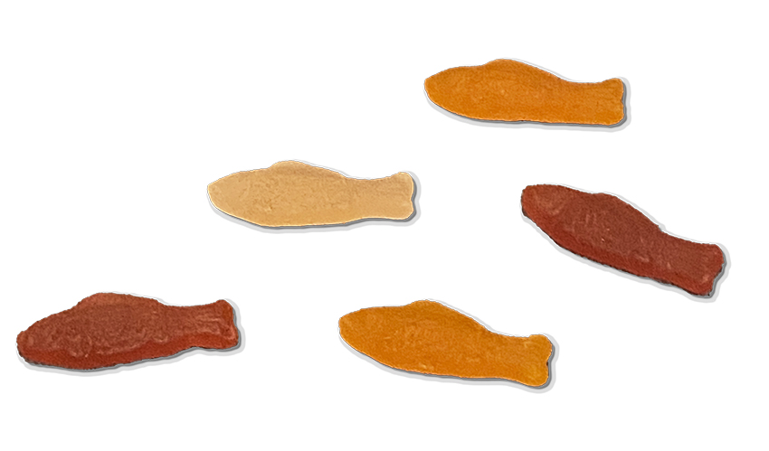 Five Swedish Fish chewy candies, Snapple Flavor
